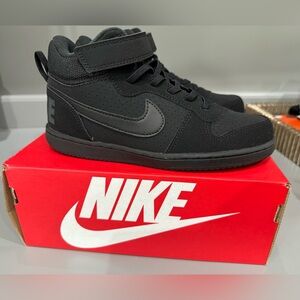 New Black Nike Court Borough Mid Size 3Y.